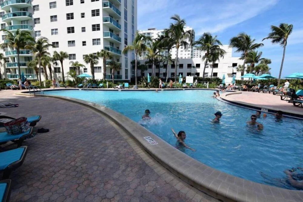 Incredible 2 Bed 2 Bath On The Beach @Tides