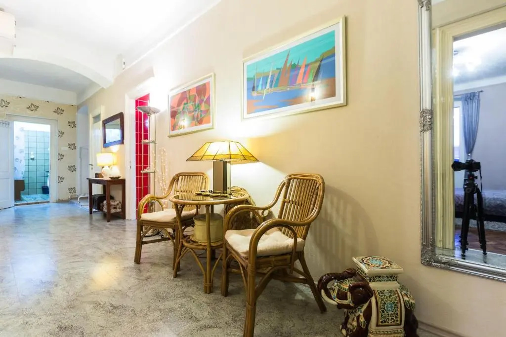 Bristol lux 3BR apartment with view