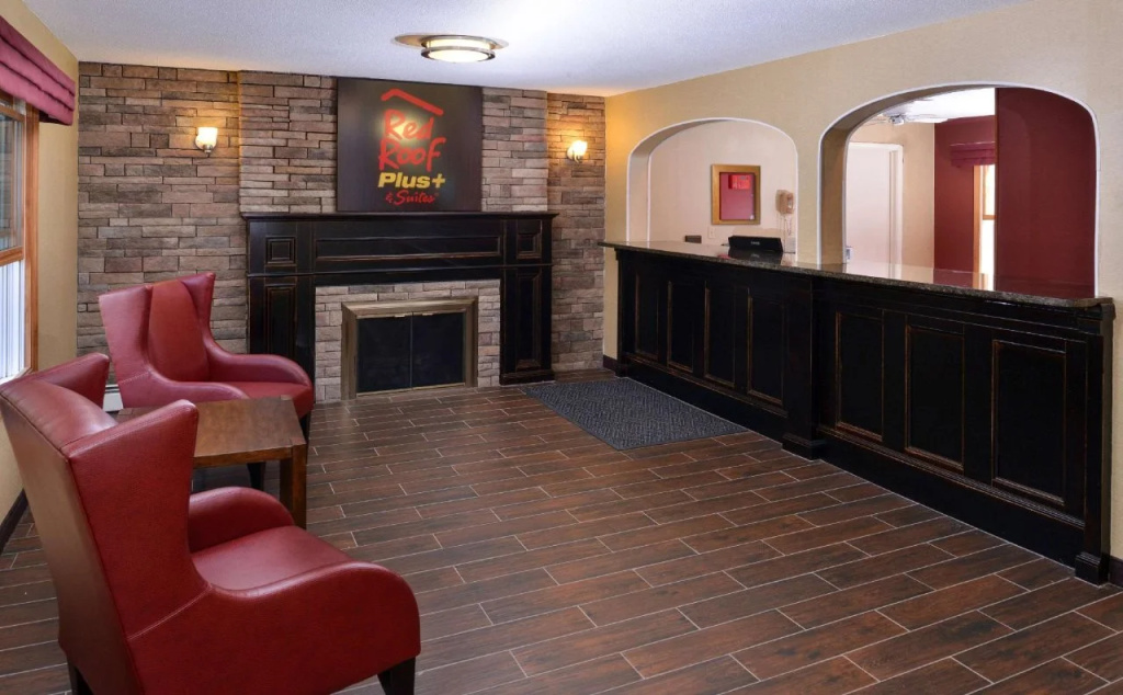 Red Roof Inn PLUS+ & Suites Guilford