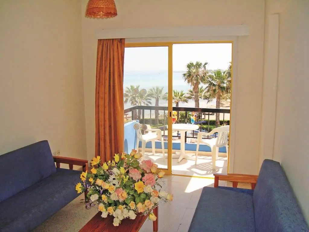 Evalena Beach Hotel