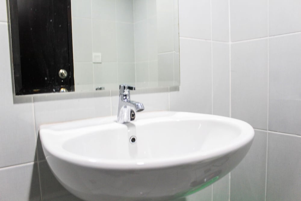 New And Luxury Studio At Casa De Parco Apartment
