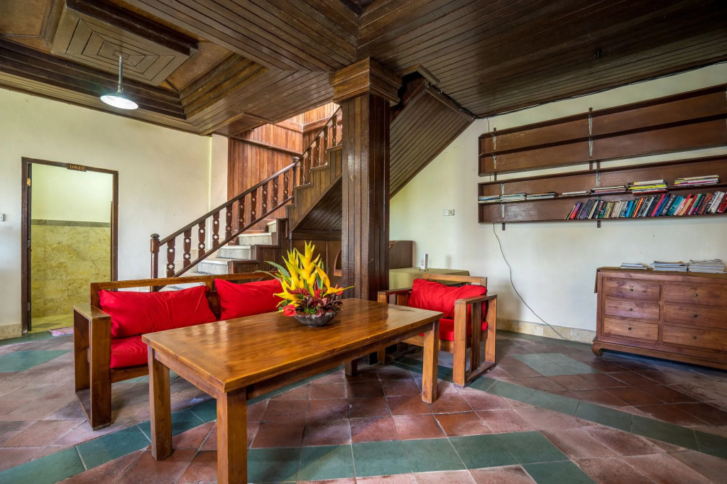 Lakeview Eco Lodge