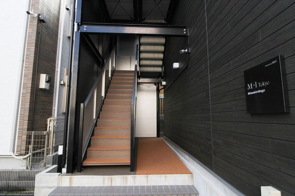 M 1 Tokyo Minamirokugo