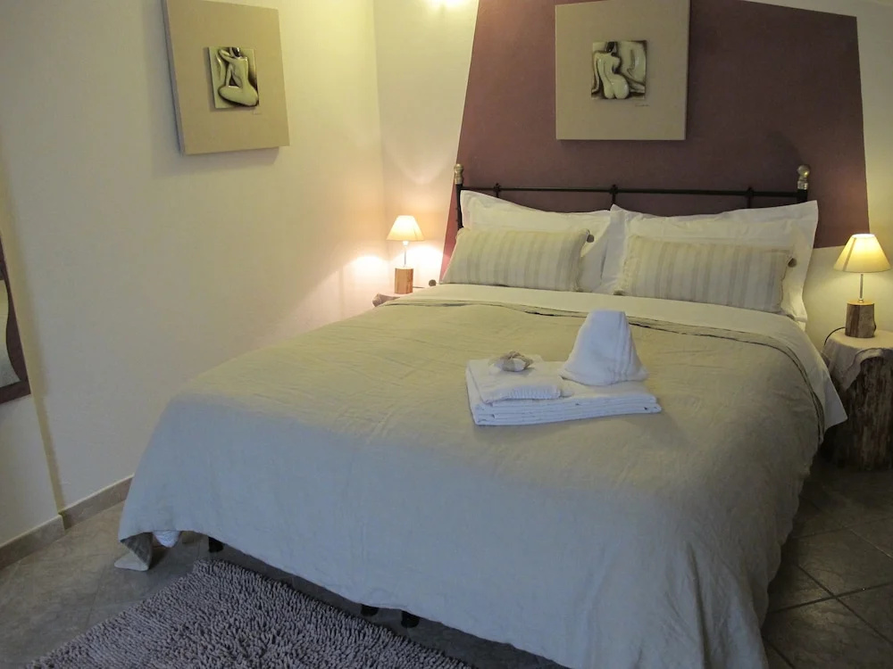 Casa Arcobaleno apartments-Room holiday home