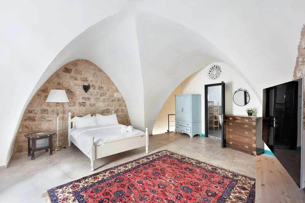 Welcome to Old Jaffa - stay at my place