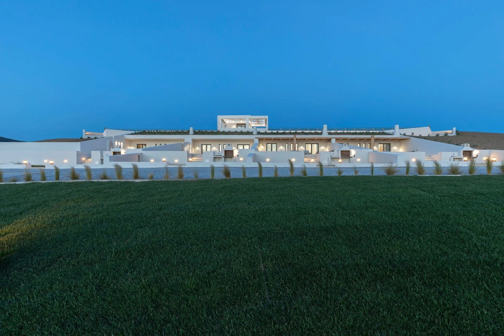 La Grande Vue-Private hilltop villas with private pools