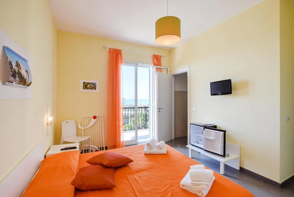 Stunning Home in Scicli With Outdoor Swimming Pool, Wifi and 5 Bedrooms
