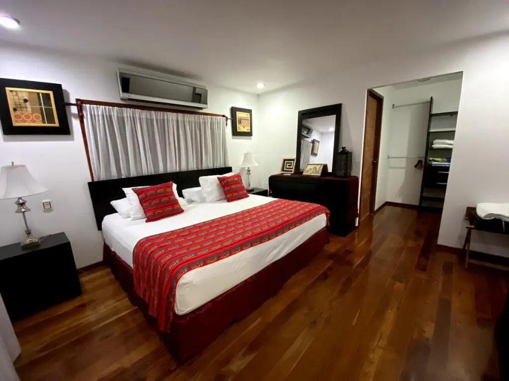 Coras Place Bacalar Lagoon front
