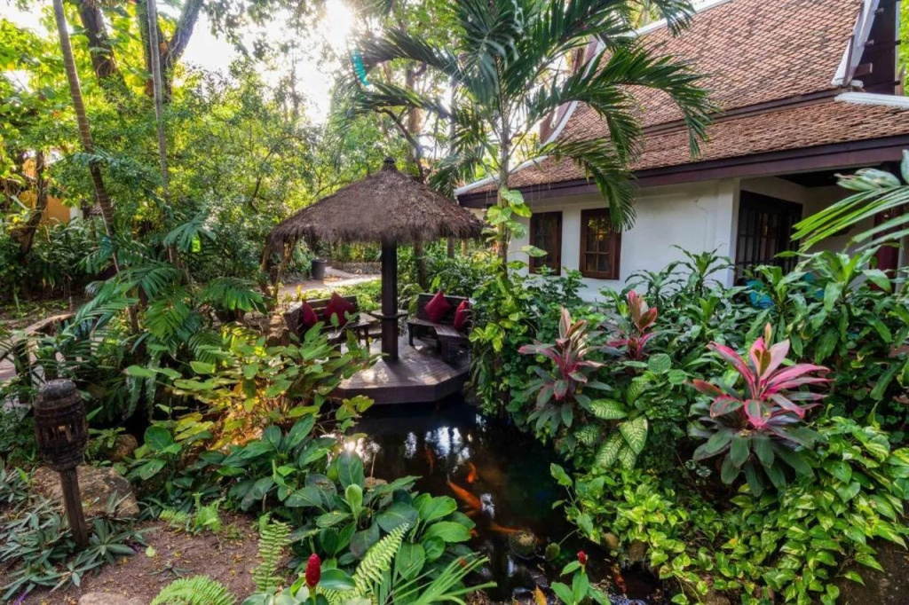 Anavana Beach Resort