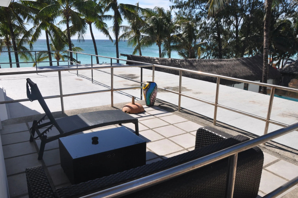 Calypso Beach and Dive Resort