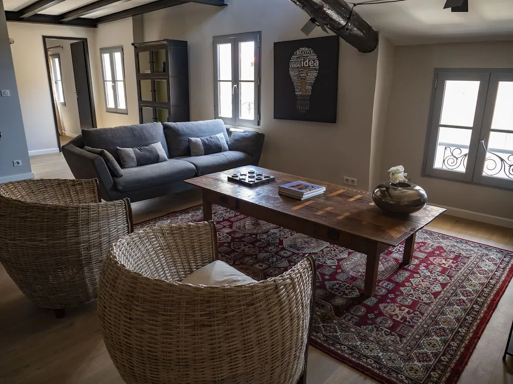 Cozy Nest In The Center Of Isle Sur La Sorgue For 4 People