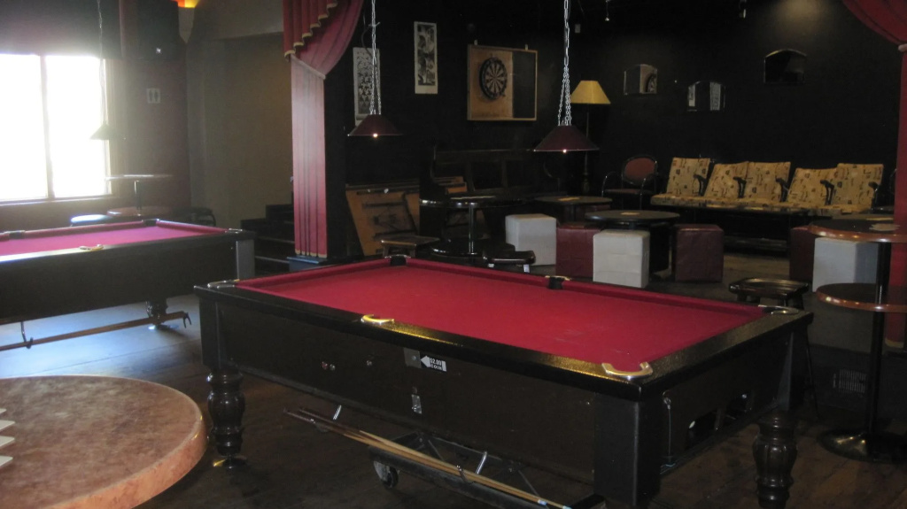Alexandra Hotel