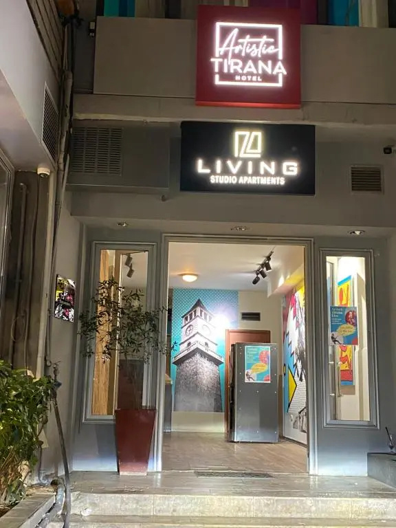 Living Studio Apartments
