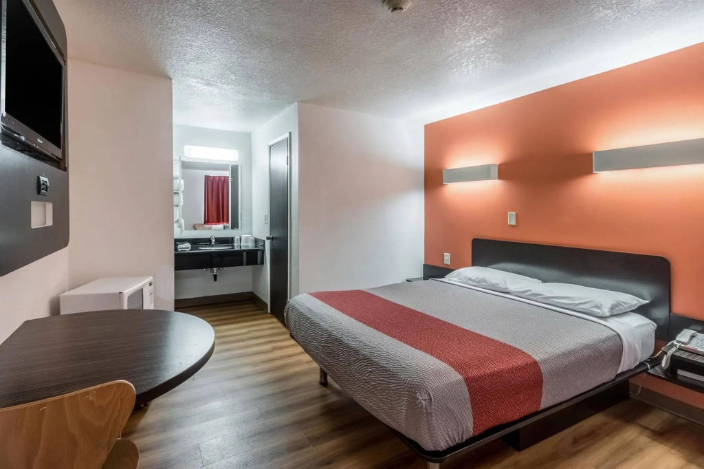 Motel 6 McMinnville