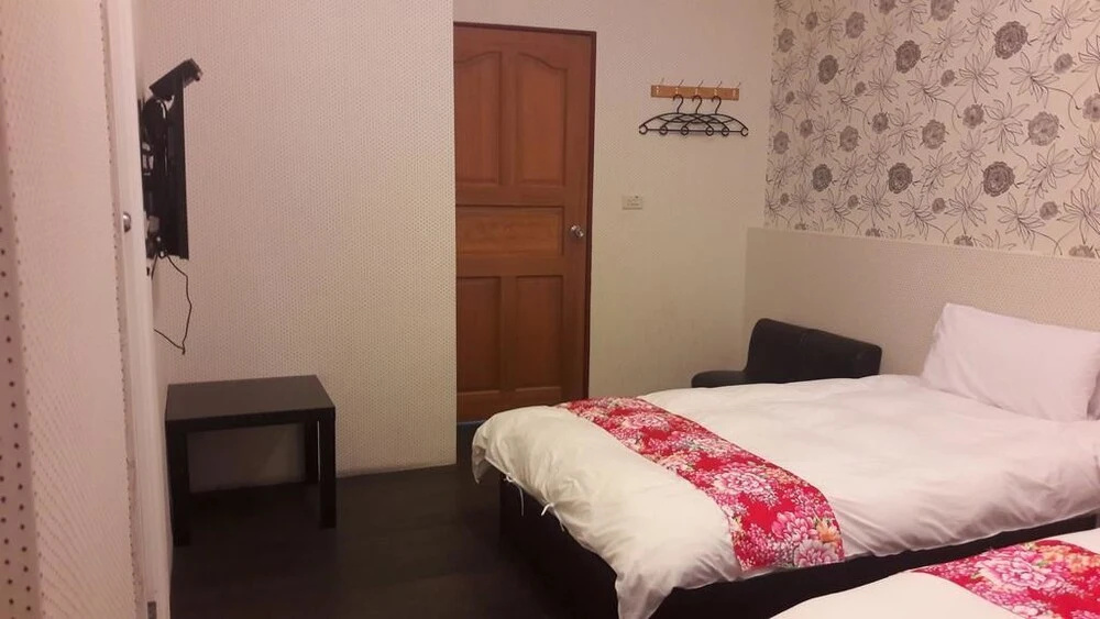 Luodong Night Market Yis B&B