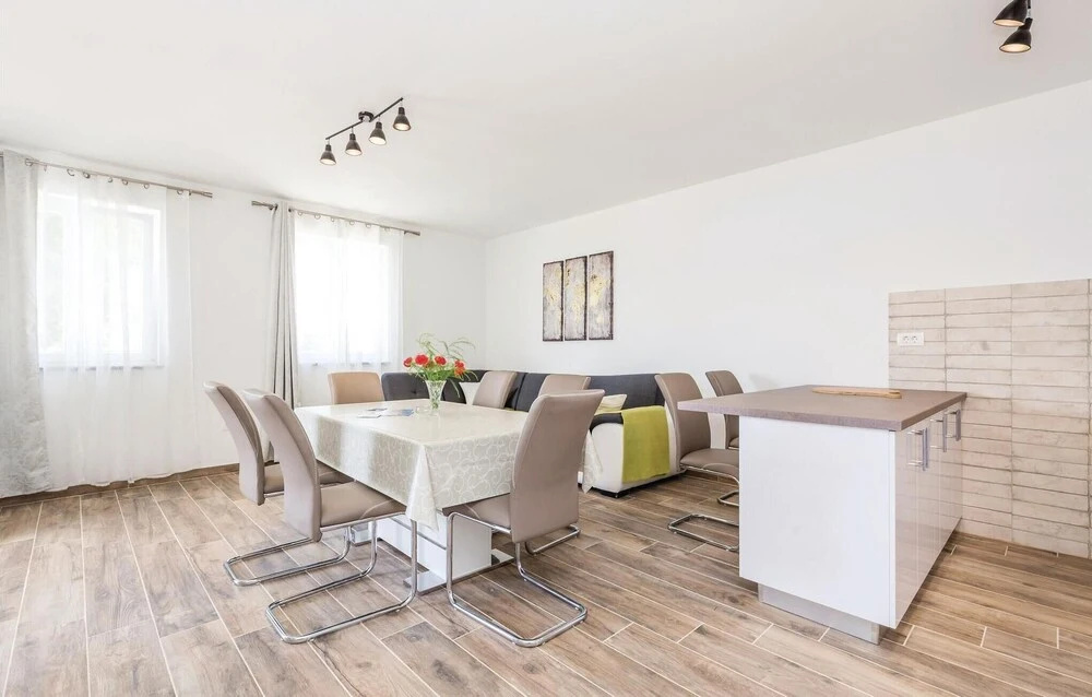 Pet Friendly Home In Supertarska Draga