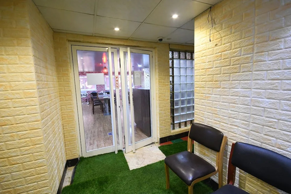 Aygro Hotel