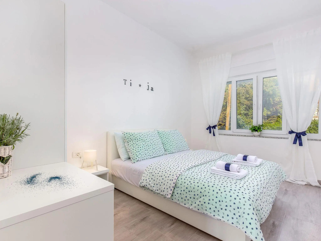 Apartment in Croatia by the Seafront