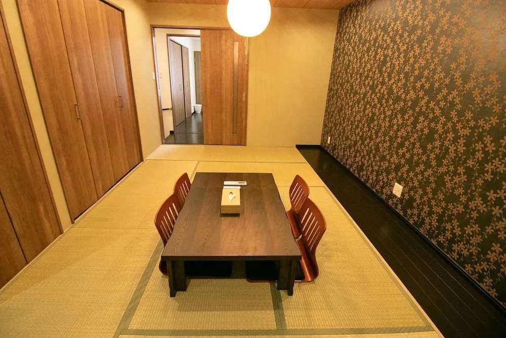 Sakuragawa no Nakatsu House near Umeda/Osaka station