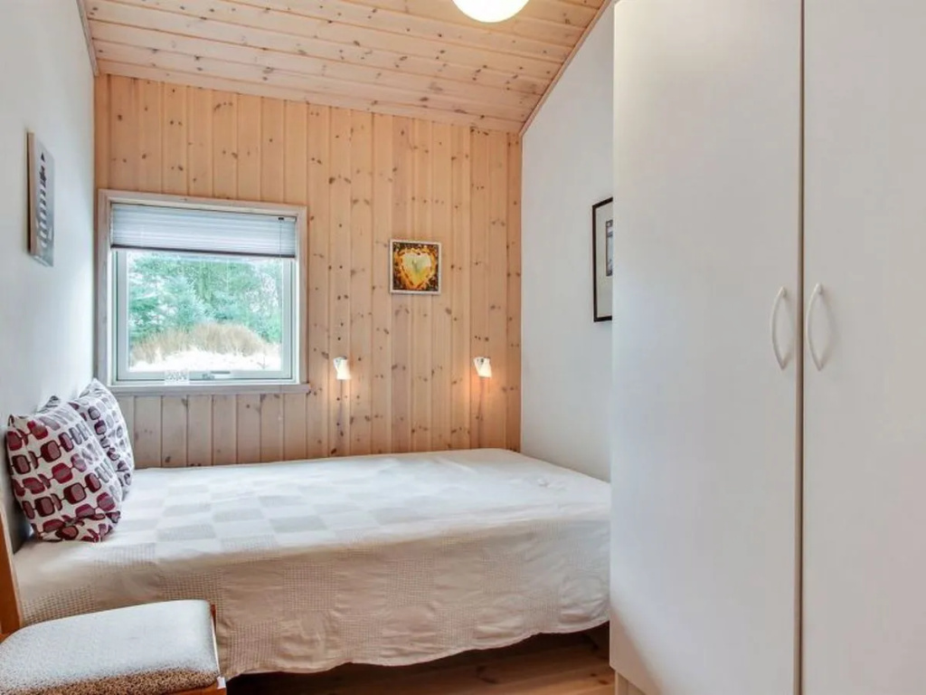 "Sylvia" - 2.3km from the sea in NW Jutland