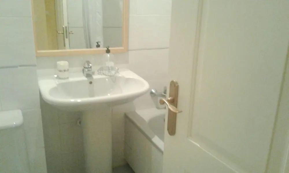 Apartment With 2 Bedrooms in Benalmádena, With Wonderful sea View, Poo