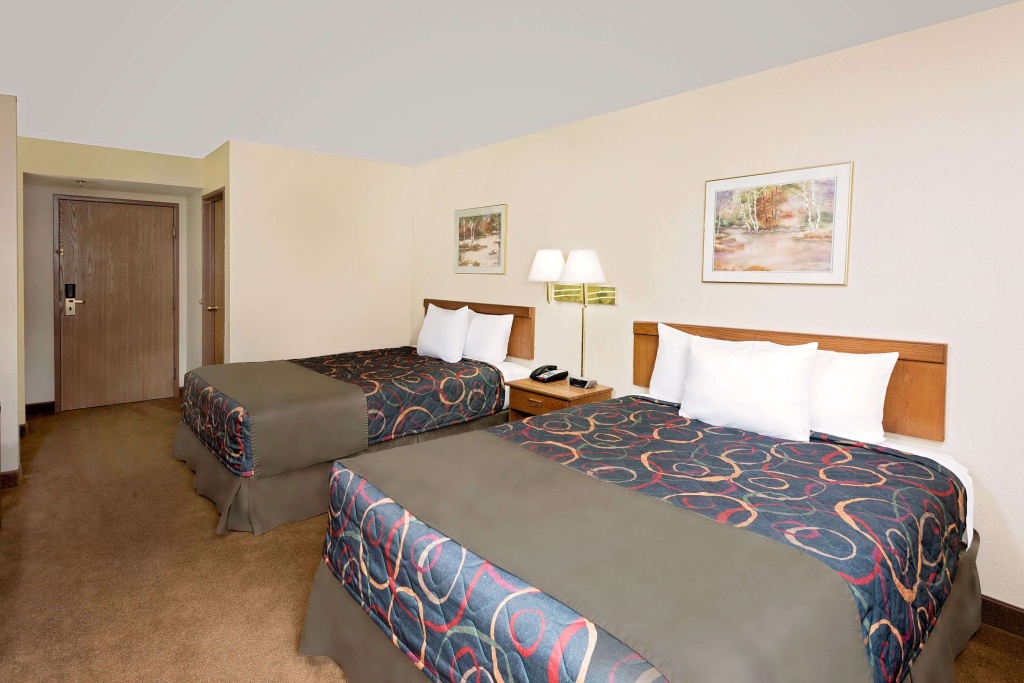 Days Inn by Wyndham Boonville