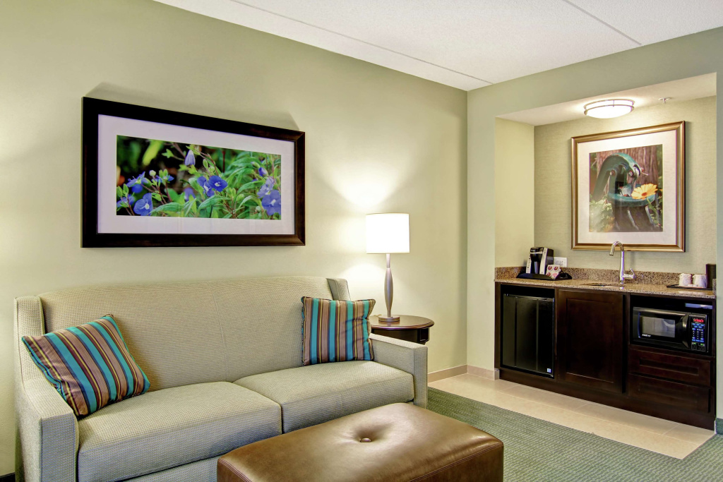 Hilton Garden Inn Woodbridge