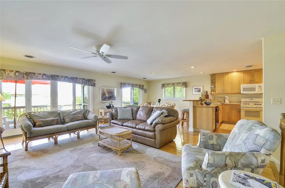 Ocean Ridge West 320 Lepointe by Long & Foster