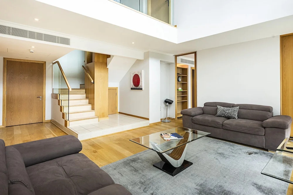 Stunning Spacious 3 Bed Apartment