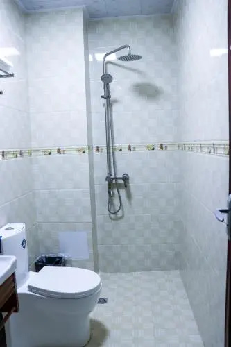 Puhua Hotel