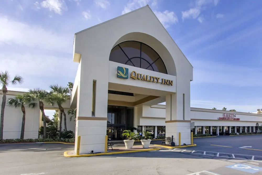 Clarion Hotel & Conference Center Tampa