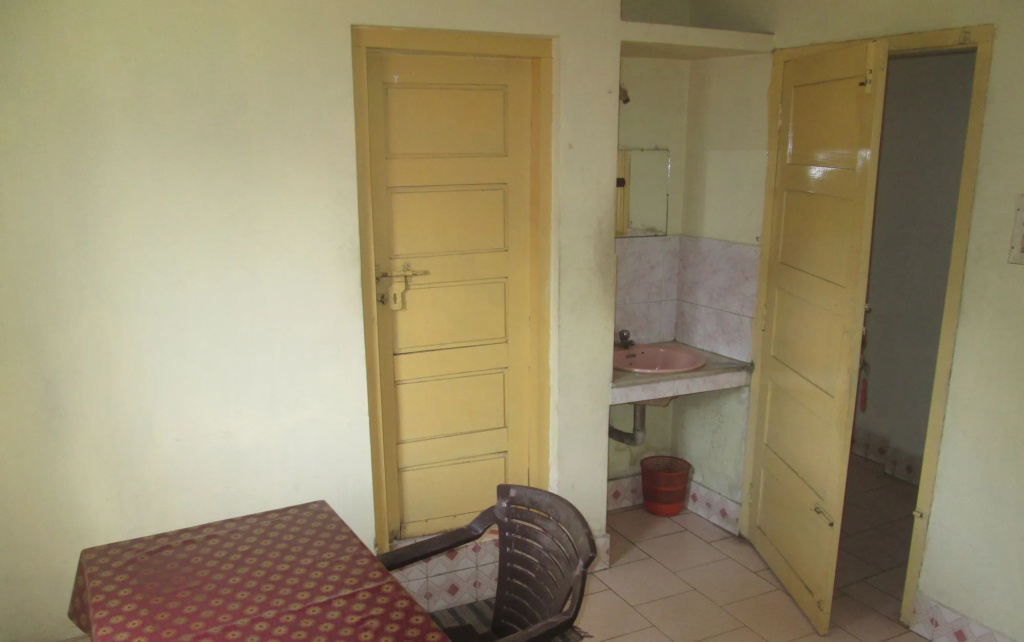 St.Antonys Lodge Ernakulam Market