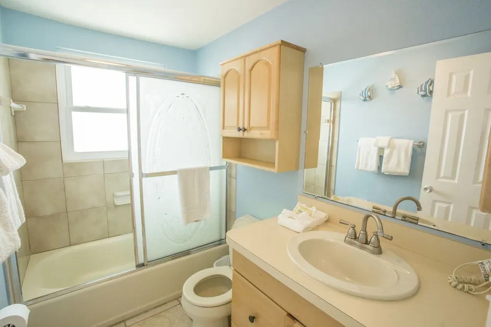 Aloha Kai - Unit 62 1 Bedroom 1 Bathroom Apts