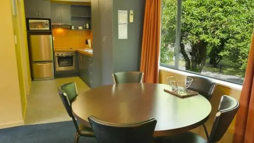 Randolph Motel Apartments