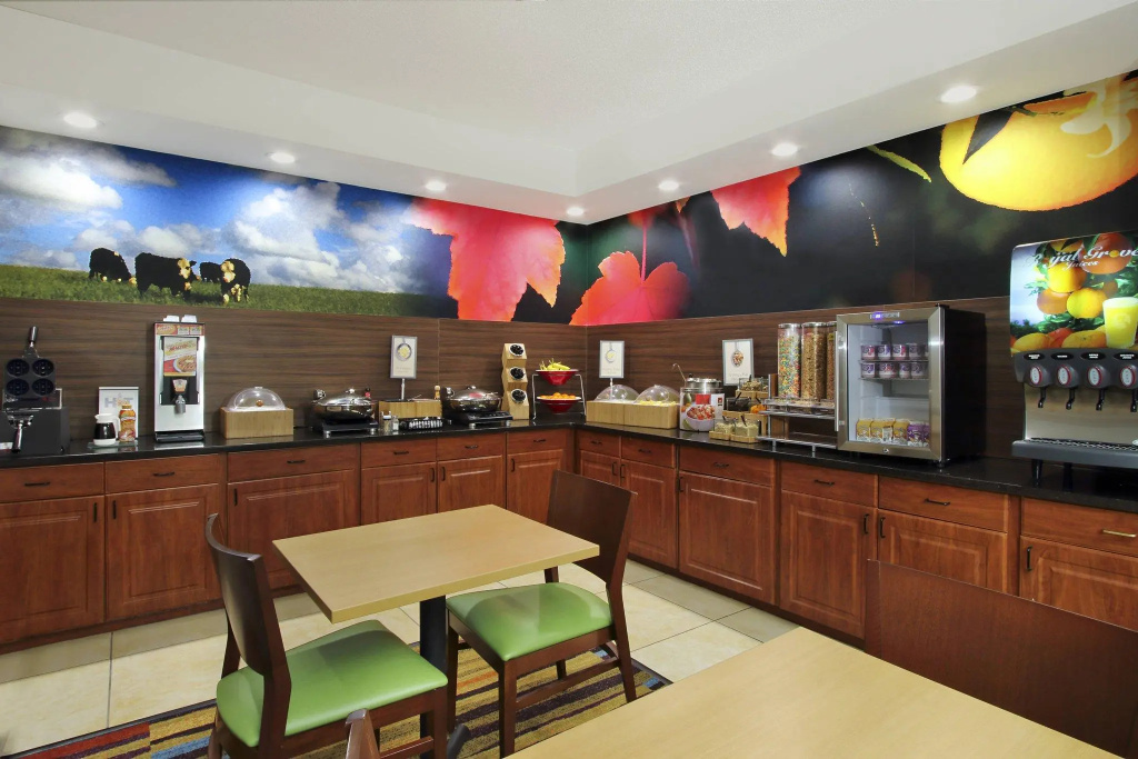 Fairfield Inn & Suites Colorado Springs South