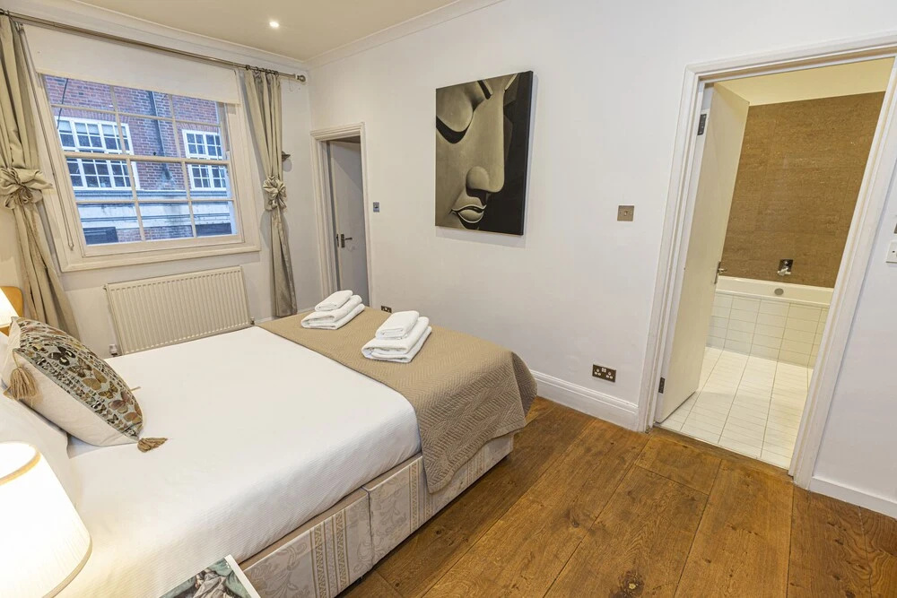 Elegant 4br House in Kensington