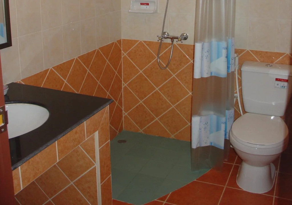 Somjai House