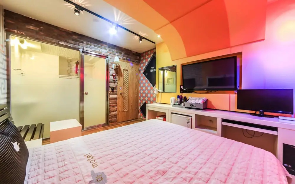 Ma Motel