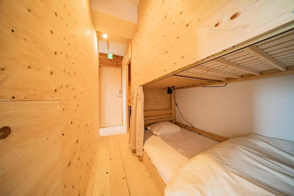 ArtBar & GuestHouse ennova