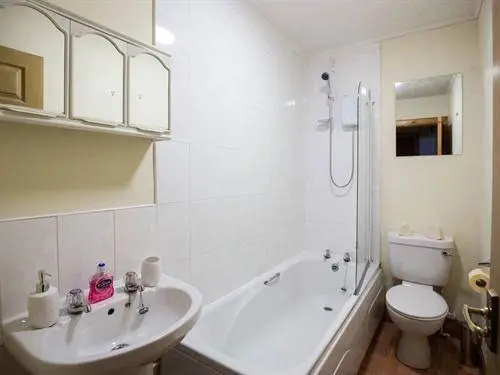 Crown Apartment