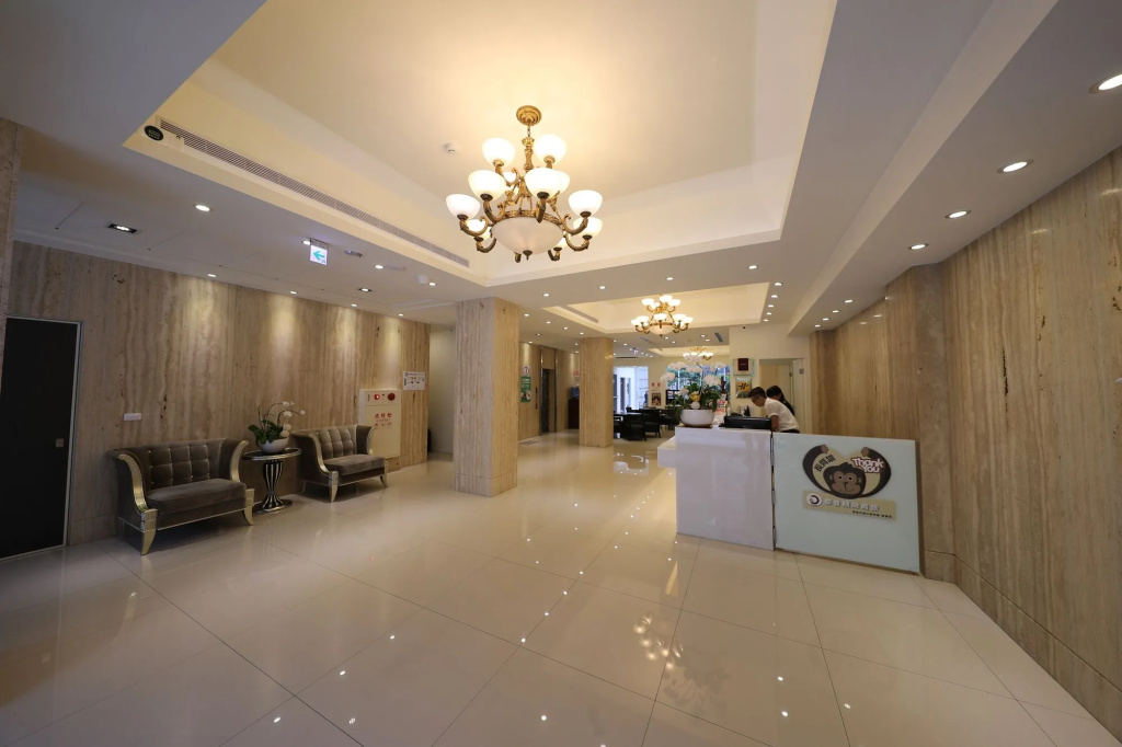 M Hotel