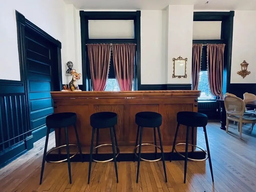 The Oliver Inn | Duluth Hotel Near Canal Park