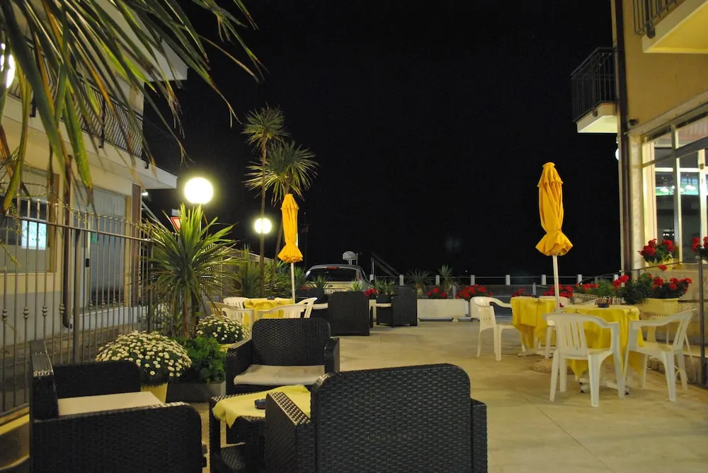 Hotel Bristol