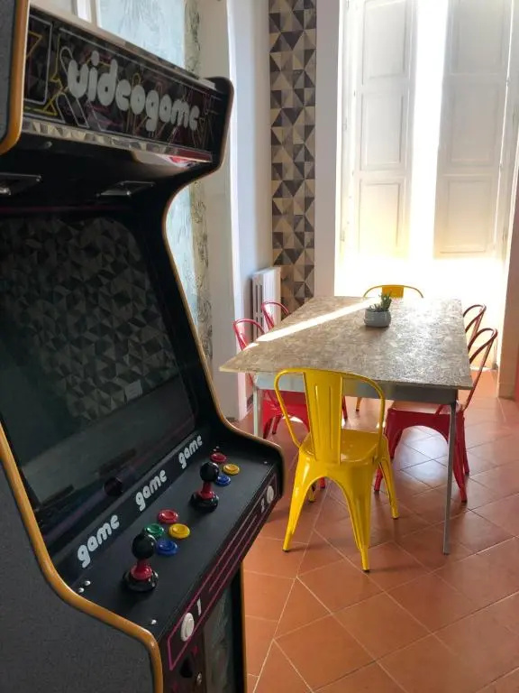 H Hostel Friendly Accommodation