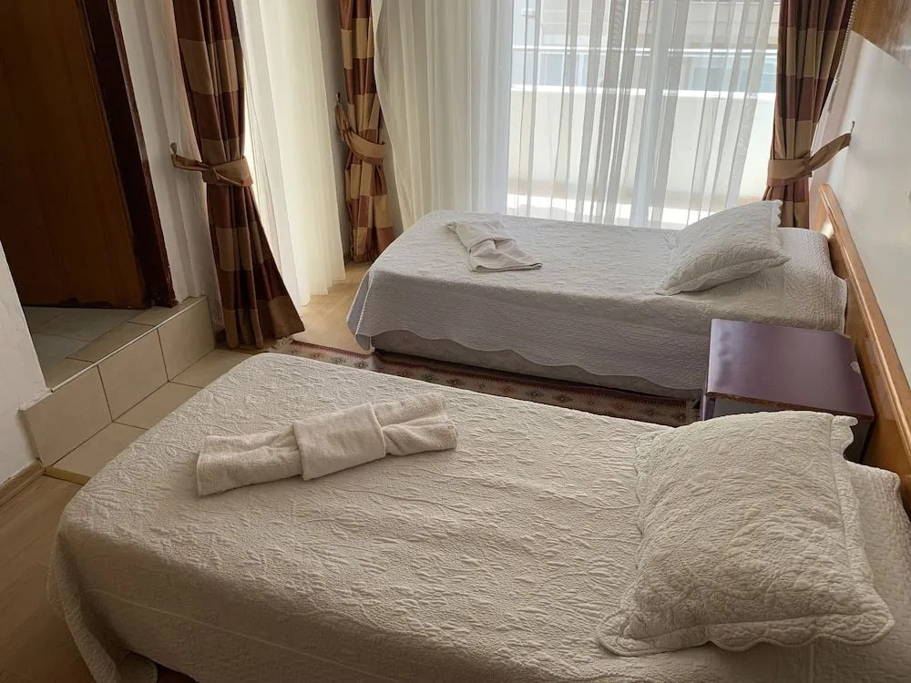 Yuksel Hotel