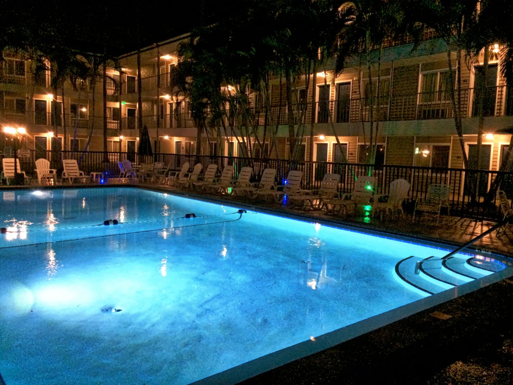 Lantern Inn & Suites - Sarasota