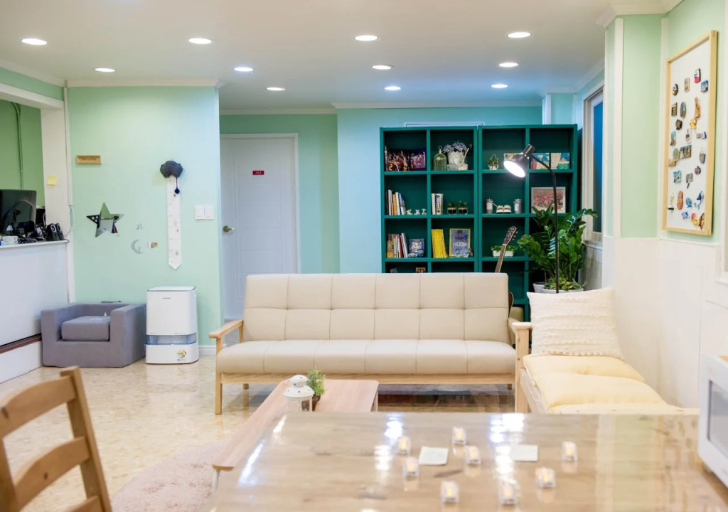 Elly Guest House