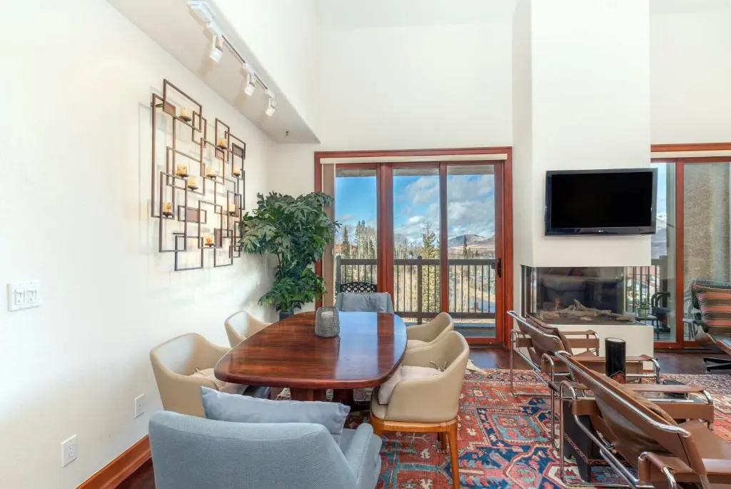 Lorian 8 by Avantstay Relaxing Home Close to Slopes & Hiking Trails
