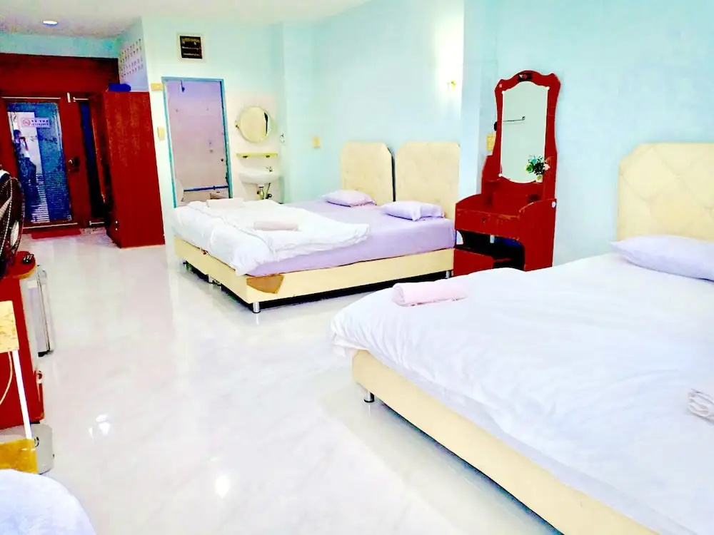 Ranong Boutique Hotel and Mall