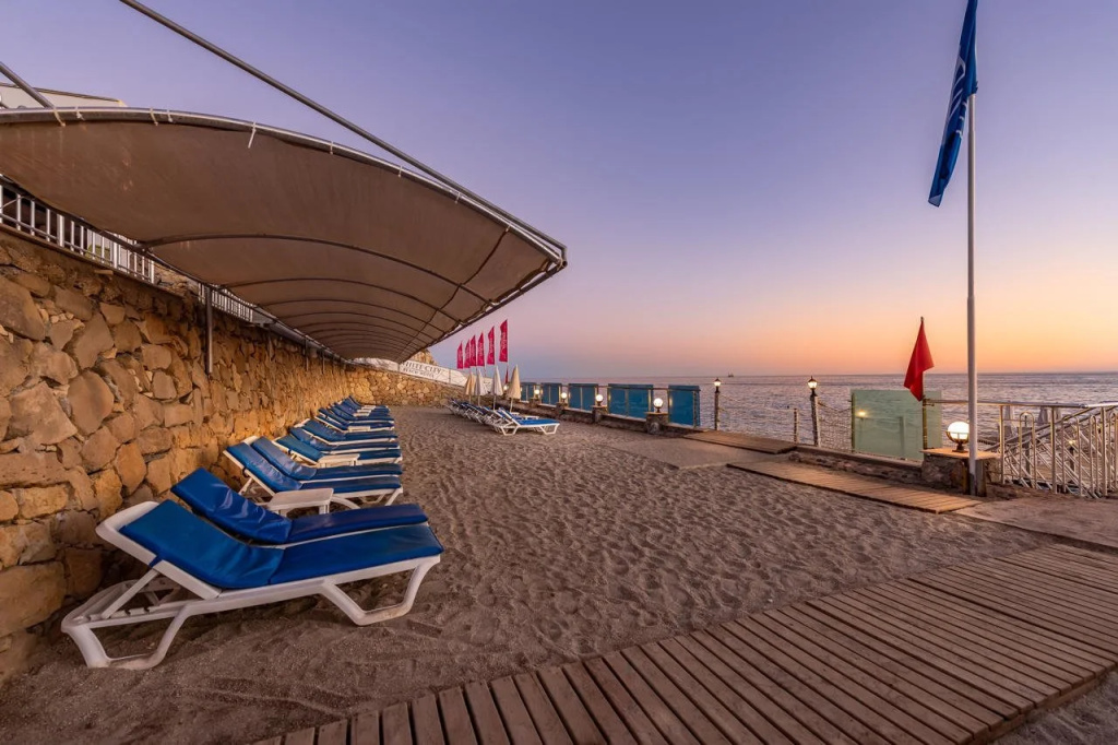 White City Beach Adult Only